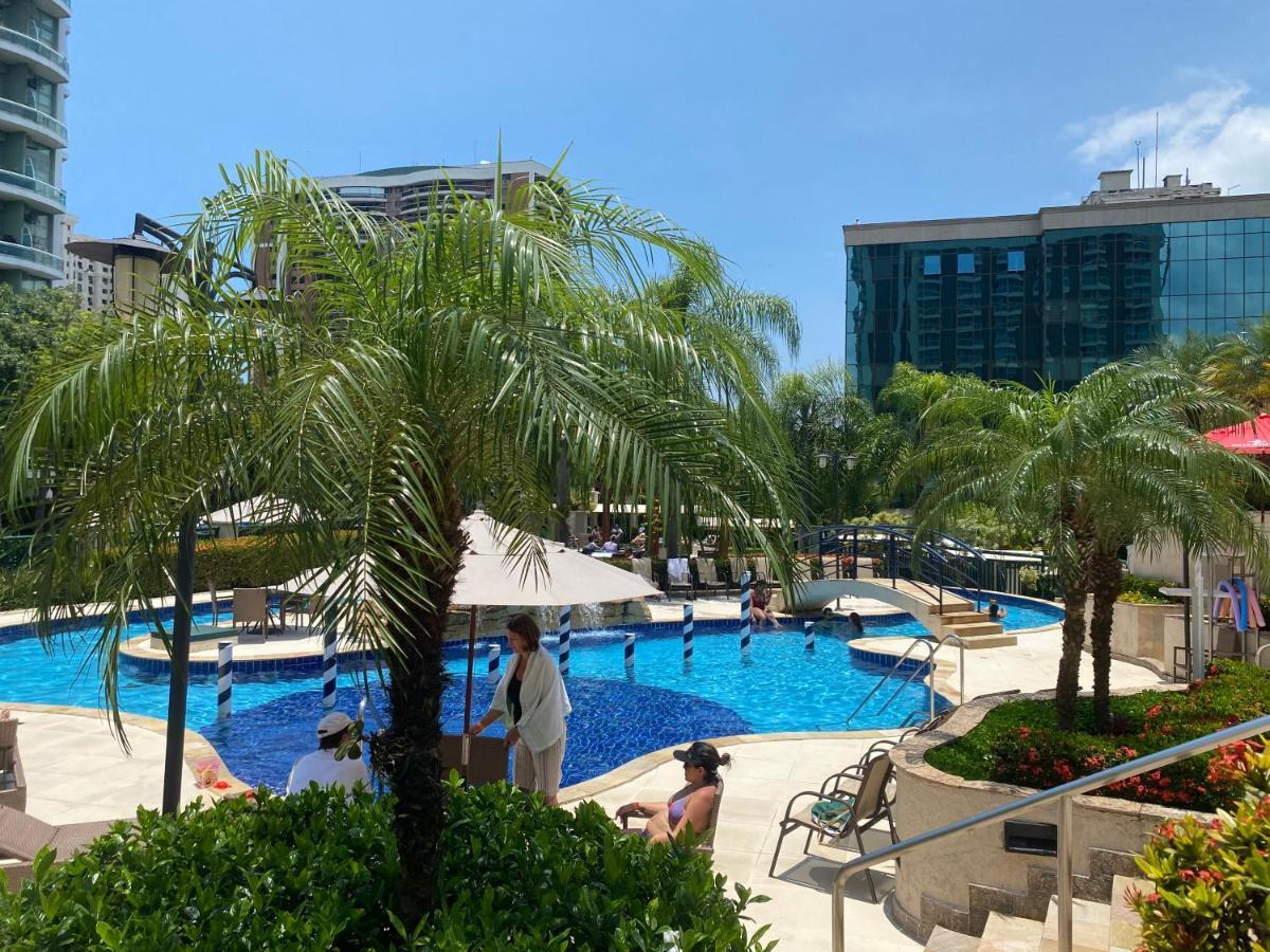 Flat Com Vista Panoramica -15- Na Barra Da Tijuca - Estacionamento Gratuito - Frigobar - Ar Condicionado - Piscina - Academia - Balsa Para Praia Gratis - Varanda - Vista Parcial Mar E Lagoa Rio de Janeiro Zewnętrze zdjęcie