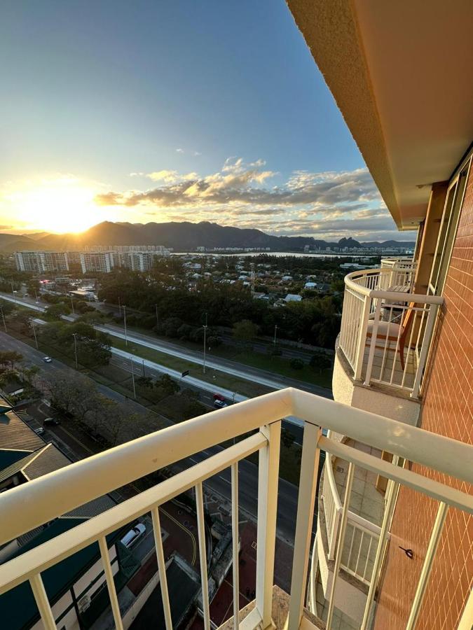Flat Com Vista Panoramica -15- Na Barra Da Tijuca - Estacionamento Gratuito - Frigobar - Ar Condicionado - Piscina - Academia - Balsa Para Praia Gratis - Varanda - Vista Parcial Mar E Lagoa Rio de Janeiro Zewnętrze zdjęcie