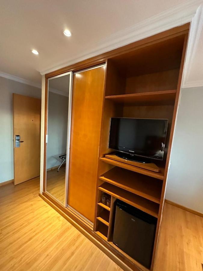 Flat Com Vista Panoramica -15- Na Barra Da Tijuca - Estacionamento Gratuito - Frigobar - Ar Condicionado - Piscina - Academia - Balsa Para Praia Gratis - Varanda - Vista Parcial Mar E Lagoa Rio de Janeiro Zewnętrze zdjęcie