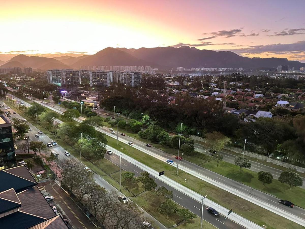 Flat Com Vista Panoramica -15- Na Barra Da Tijuca - Estacionamento Gratuito - Frigobar - Ar Condicionado - Piscina - Academia - Balsa Para Praia Gratis - Varanda - Vista Parcial Mar E Lagoa Rio de Janeiro Zewnętrze zdjęcie