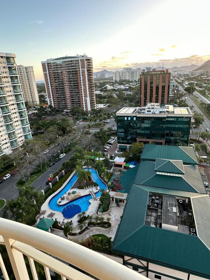 Flat Com Vista Panoramica -15- Na Barra Da Tijuca - Estacionamento Gratuito - Frigobar - Ar Condicionado - Piscina - Academia - Balsa Para Praia Gratis - Varanda - Vista Parcial Mar E Lagoa Rio de Janeiro Zewnętrze zdjęcie