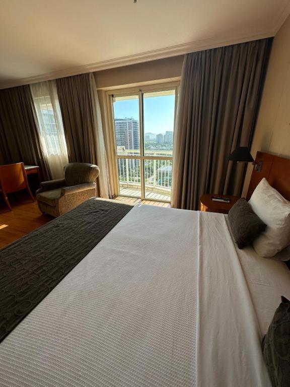 Flat Com Vista Panoramica -15- Na Barra Da Tijuca - Estacionamento Gratuito - Frigobar - Ar Condicionado - Piscina - Academia - Balsa Para Praia Gratis - Varanda - Vista Parcial Mar E Lagoa Rio de Janeiro Zewnętrze zdjęcie